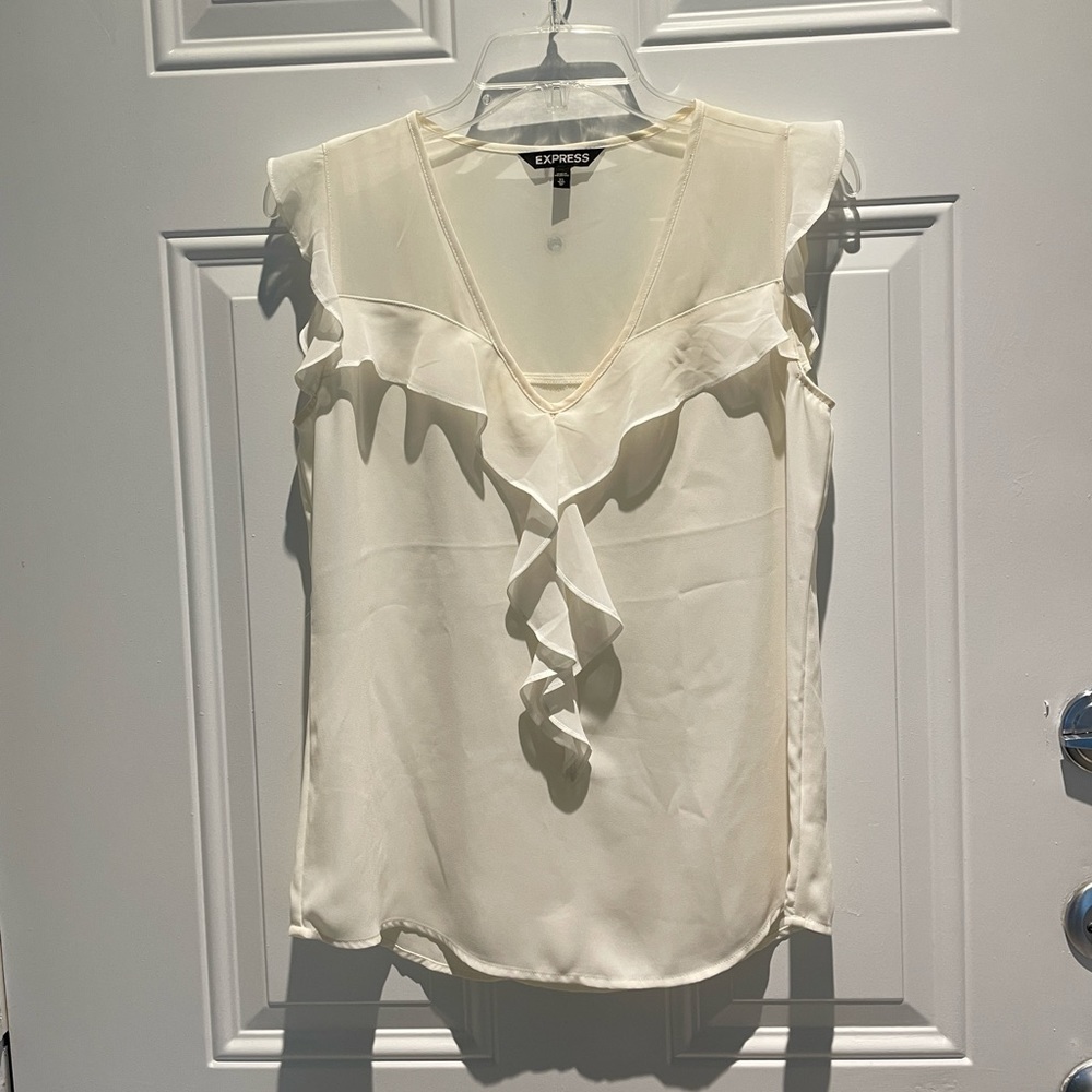Express Cream Ivory Flowy Ruffle Semi-Sheer V-Neck Sleeveless Top Size XS
